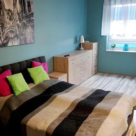 Polonia * 科沃布热格